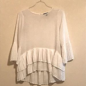 Flowy layered pleat top